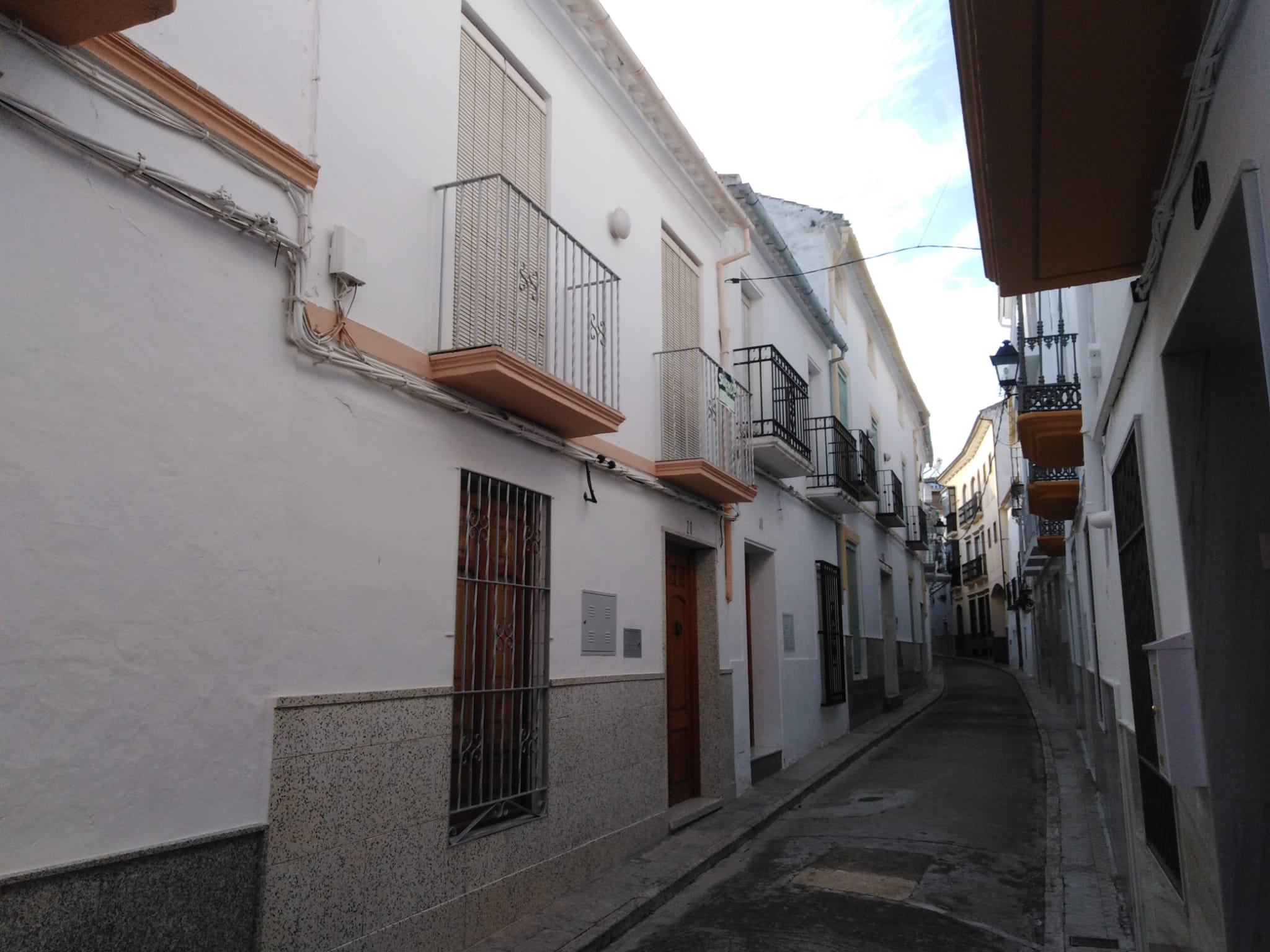 Iznajar Town house for sale - Best Properties Andalucia
